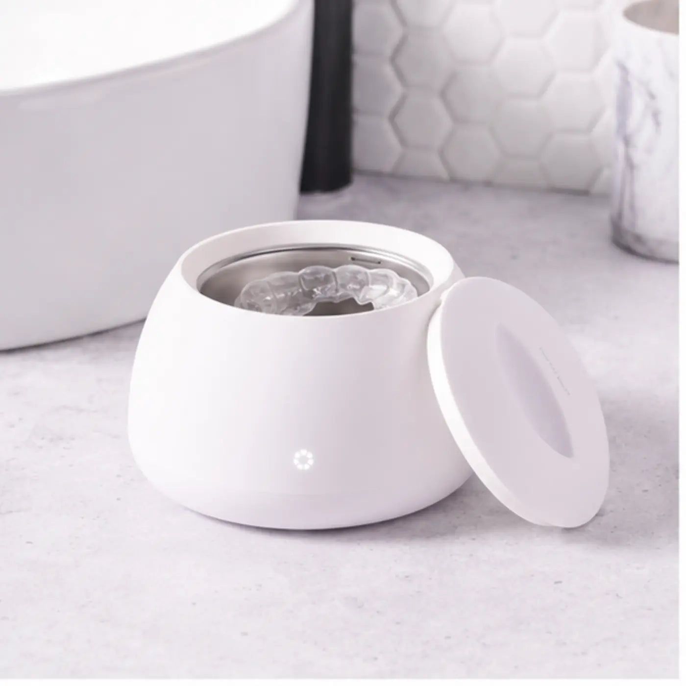 Dental Pod Ultrasonic Retainer Cleaner — Clean product view